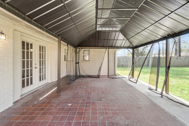 Building Photo - 1411 Conrad Sauer Dr