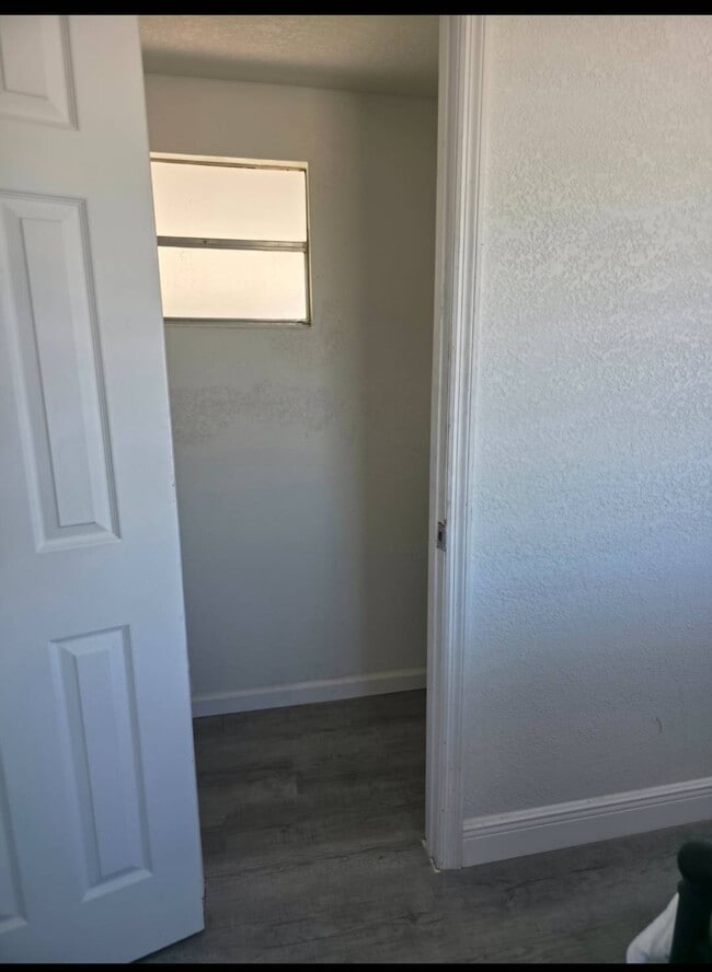 Building Photo - 2910 Hibiscus Run Ln.