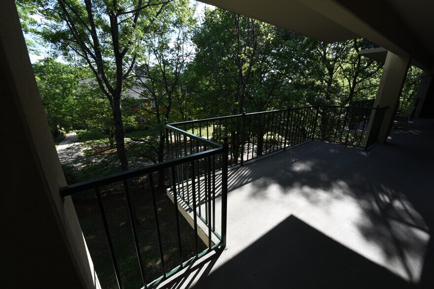 Building Photo - 57 Hanover Cir