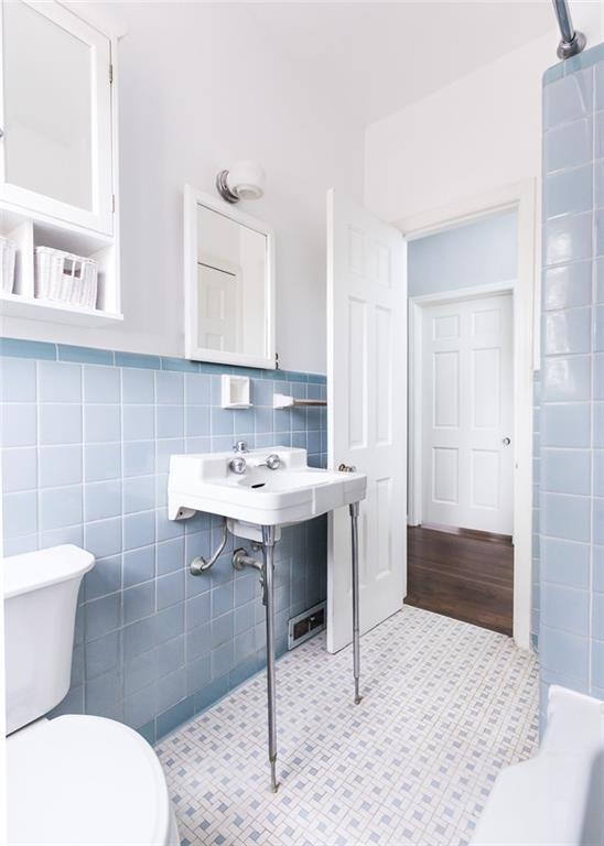 Building Photo - 132 Garden Ln