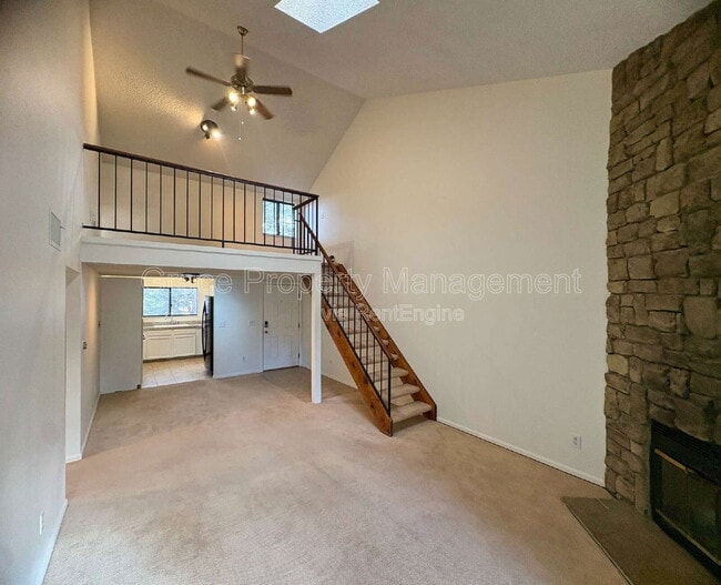 Building Photo - 226 Wright St