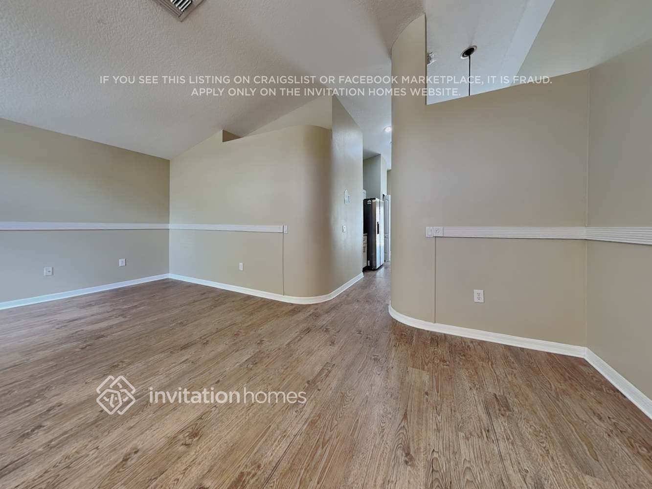 Building Photo - 3430 Golden Eagle Dr