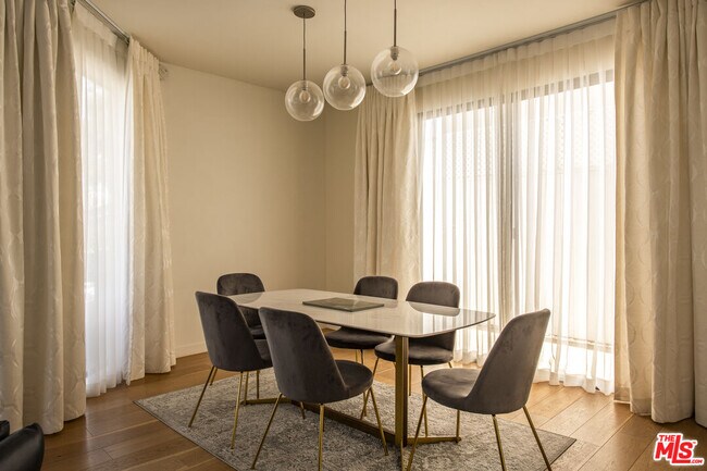 Building Photo - 1248 23rd St