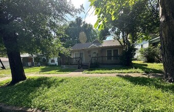 Building Photo - Cozy 3 bedroom house