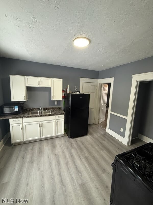 Building Photo - 10304 Shale Ave