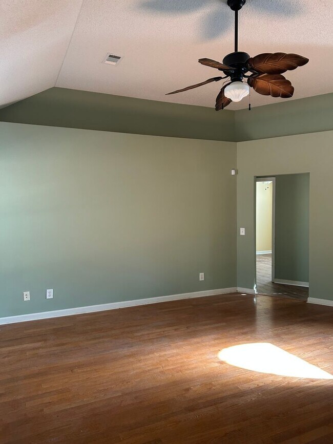 Building Photo - Berwick Area