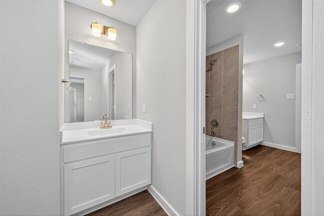 Building Photo - 21932 Juniper Crossing Dr