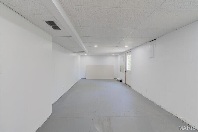 Building Photo - 1219 Blairshire Dr