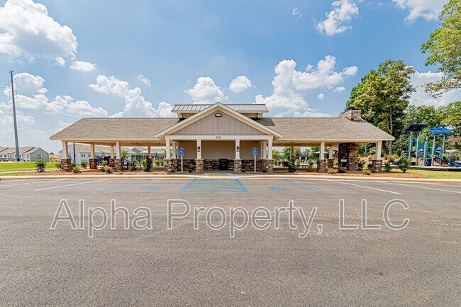 Building Photo - 540 Yellow Fox Rd