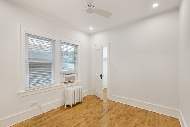 Building Photo - 217 Highwood Ave