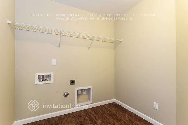 Building Photo - 16516 25th Ave Ct E