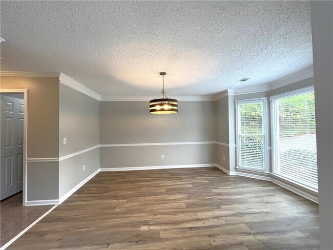 Building Photo - 12560 Crabapple Chase Dr
