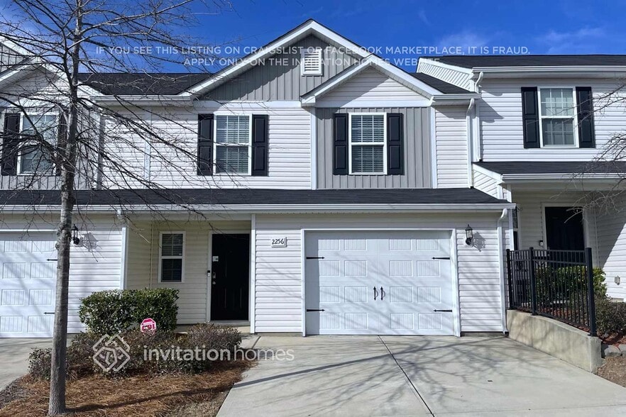 Building Photo - 2256 Latimer Ln