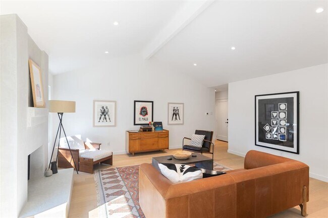 Building Photo - 2815 Goldbridge Dr