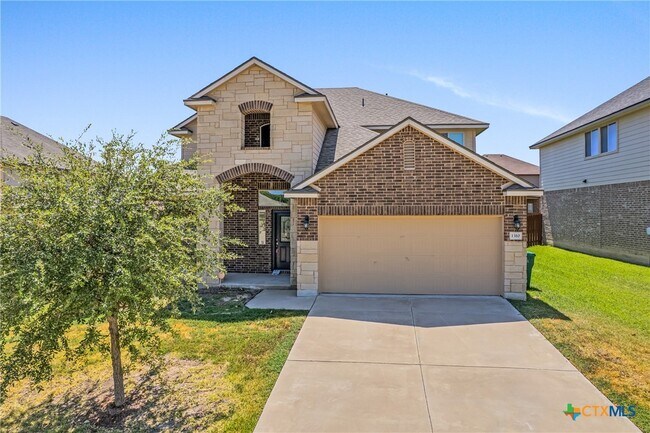 Building Photo - 1310 Stonewall Ridge