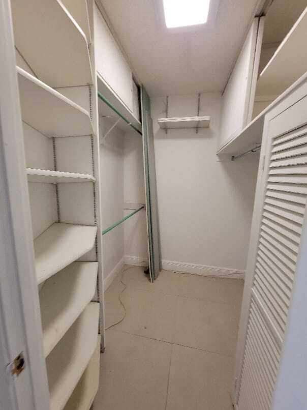 Walk-in Closet 3 - 1670 NE 191st St