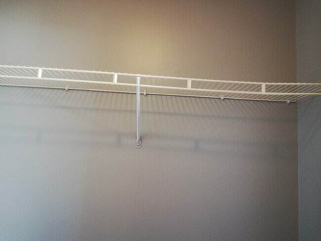 Building Photo - 1709 Sails Way