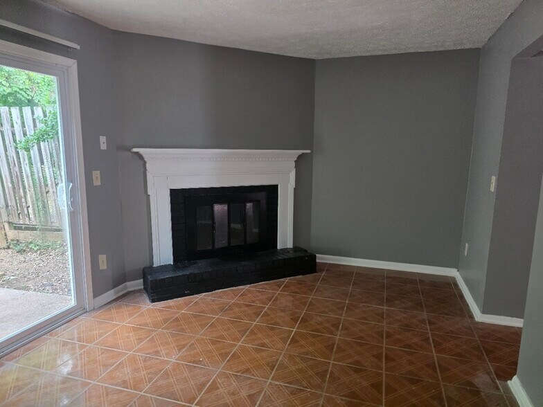 Building Photo - 1746 Nappa Valley Ct SE