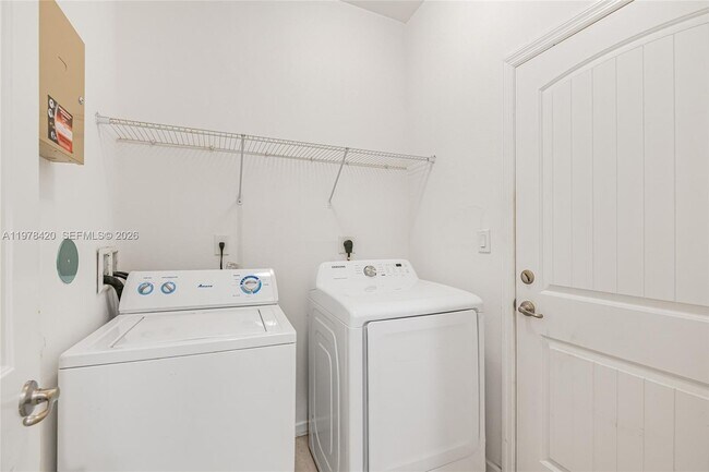 Building Photo - 11863 SW 253rd Terrace