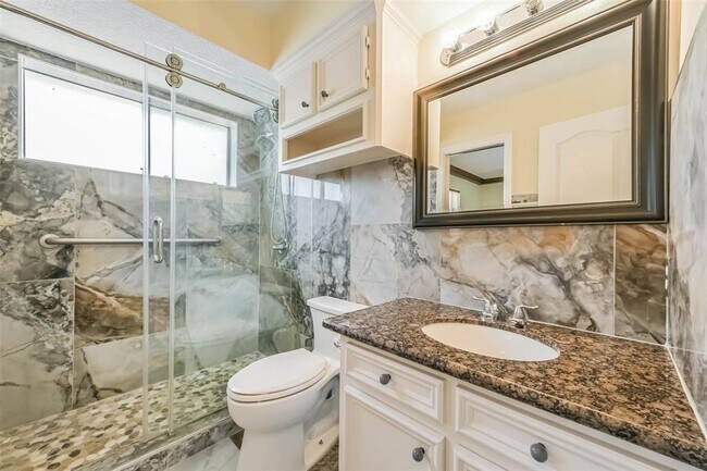 Building Photo - 1706 Galleon Oaks Dr