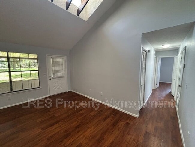 Building Photo - 4654 Lighthouse Cir