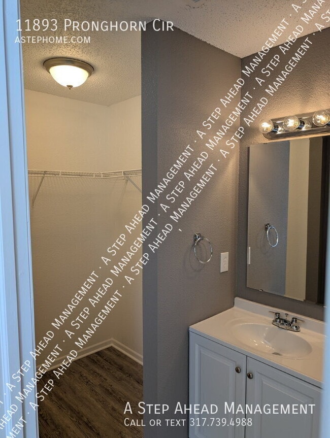 Building Photo - 11893 Pronghorn Cir