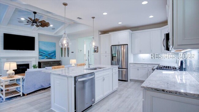 Building Photo - 1339 St Somewhere Dr