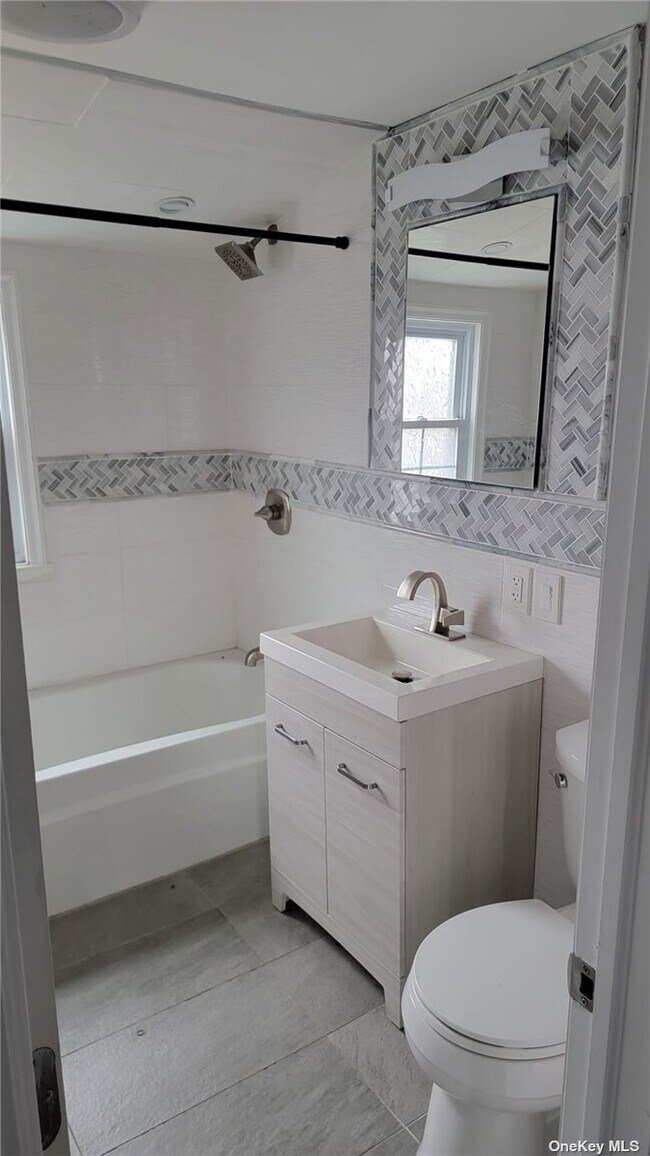 13368 Hook Creek Blvd 13368 Hook Creek Blvd Queens NY 11422