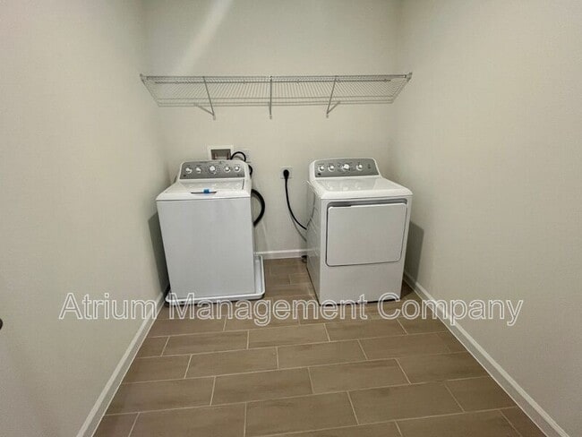 Building Photo - 5430 Catmint Dr