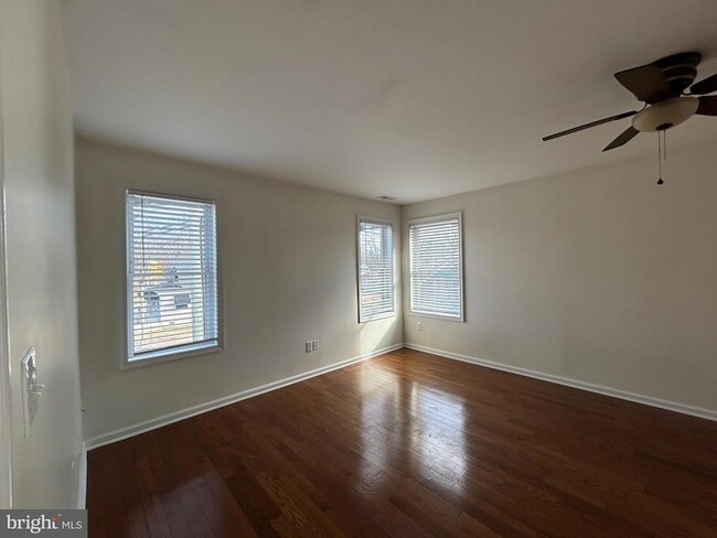 Building Photo - 4 White Horse Pike