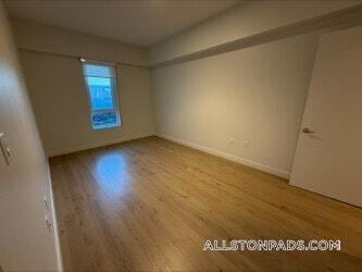 Building Photo - 55 Brighton Ave