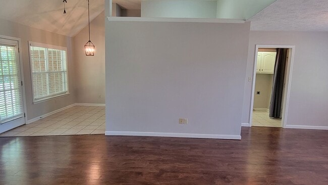 Building Photo - 39 Baker Dr