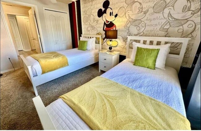 Building Photo - 17845 Woodcrest Way