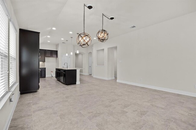Building Photo - 3508 De Torres Cir