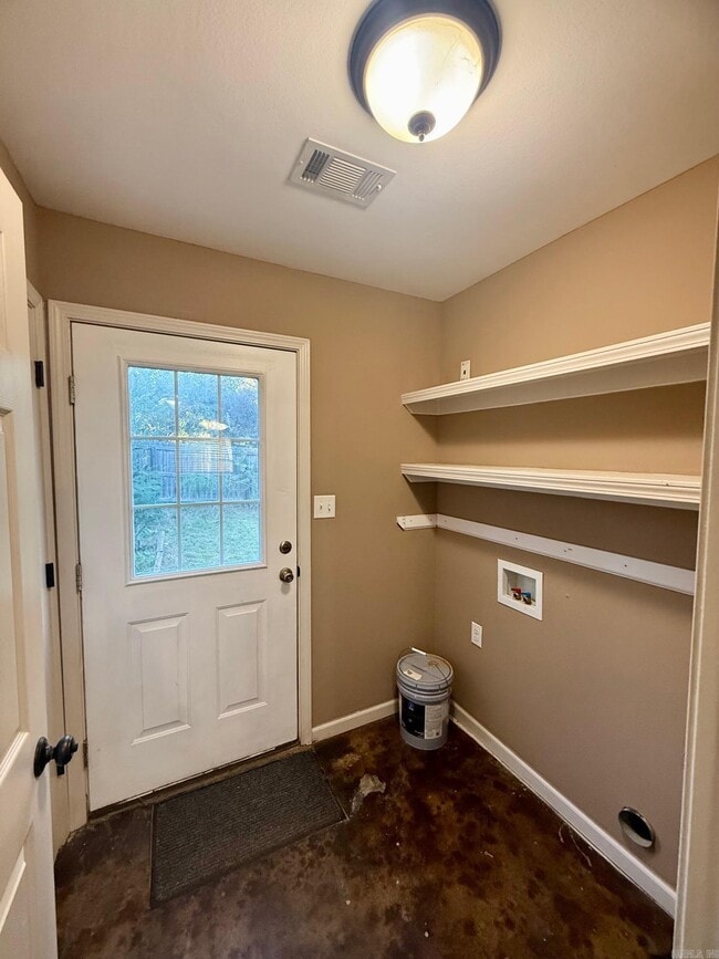 Building Photo - 8900 Eskabar Dr