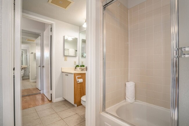 Building Photo - Remodeled 2 Bed / 1.5 Bath at Kihei Villag...