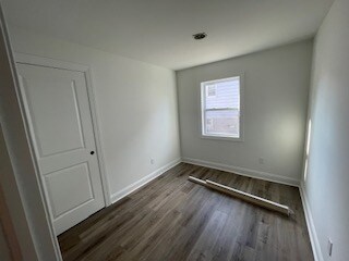 Building Photo - 72 Maplewood Ave