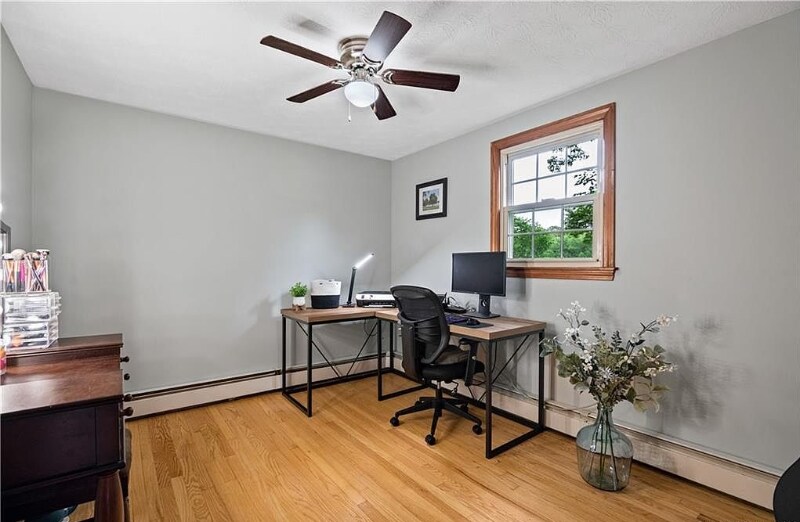 Building Photo - 120 Stollman Rd