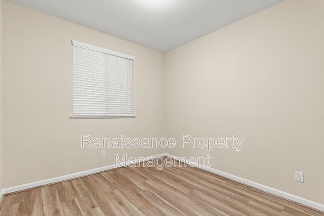Building Photo - 15896 4 Corners Ct