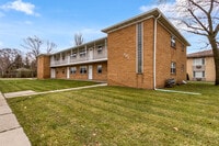 Building Photo - 502 E Merrill Ave