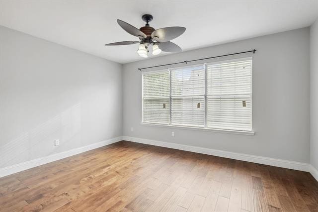 Building Photo - 1218 St Tropez Dr