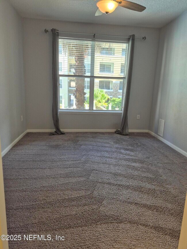 Building Photo - 8539 Gate Pkwy W