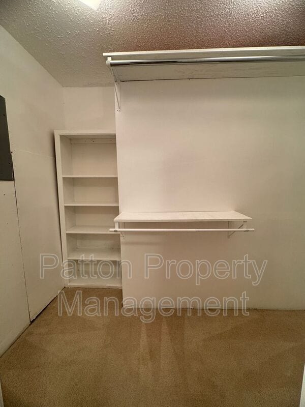 Building Photo - 5112 Arden Rd