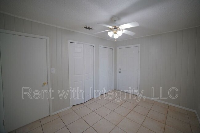 Building Photo - 3424 Orlando Dr