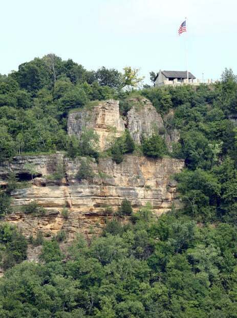 Granddad's Bluff - 2116 Vine St