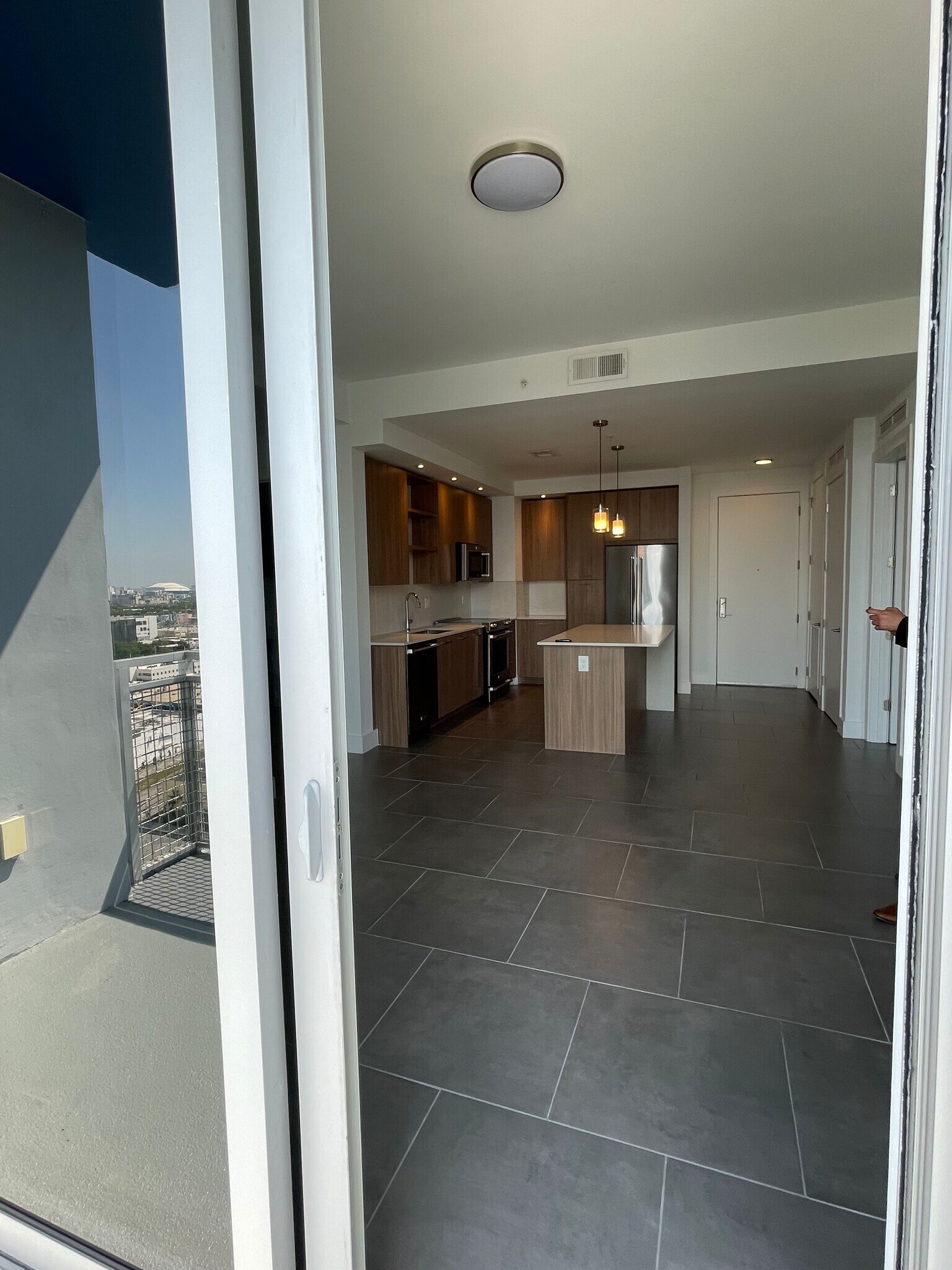 Building Photo - 250 NE 27th St