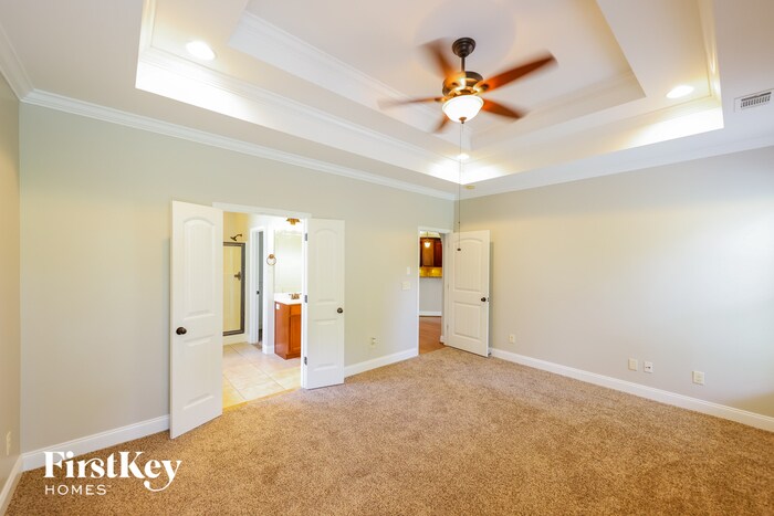 Building Photo - 156 Willow View Lane