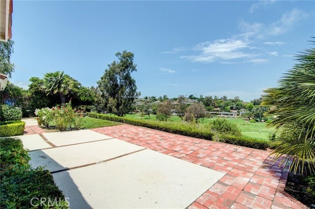Building Photo - 24261 Cascades Dr