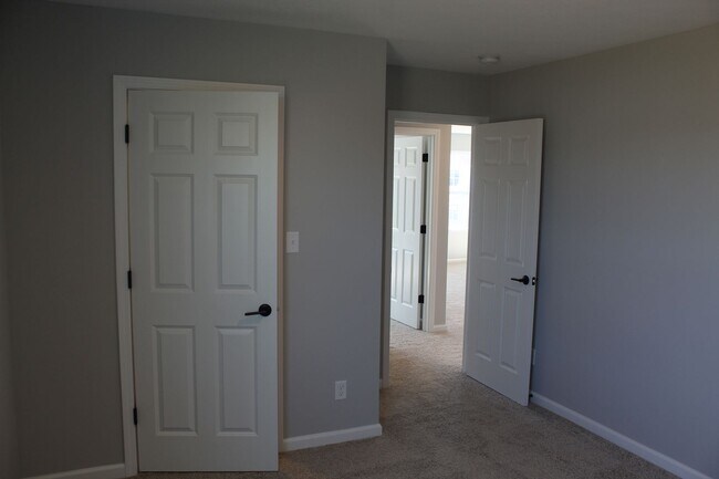 Building Photo - Coming Soon! Beautiful 4 BR in Brownsburg!