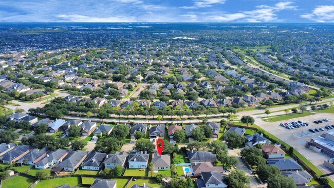 Building Photo - 12902 Meadow Springs Dr